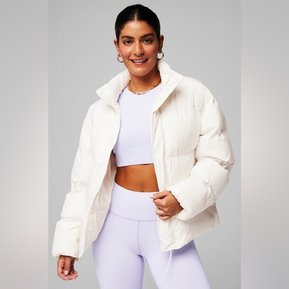 NWT Fabletics women’s essential puffer cropped, insulated jacket Size L - Picture 1 of 15